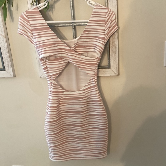 Blockout dress, open midback. Size small. - Picture 2 of 2